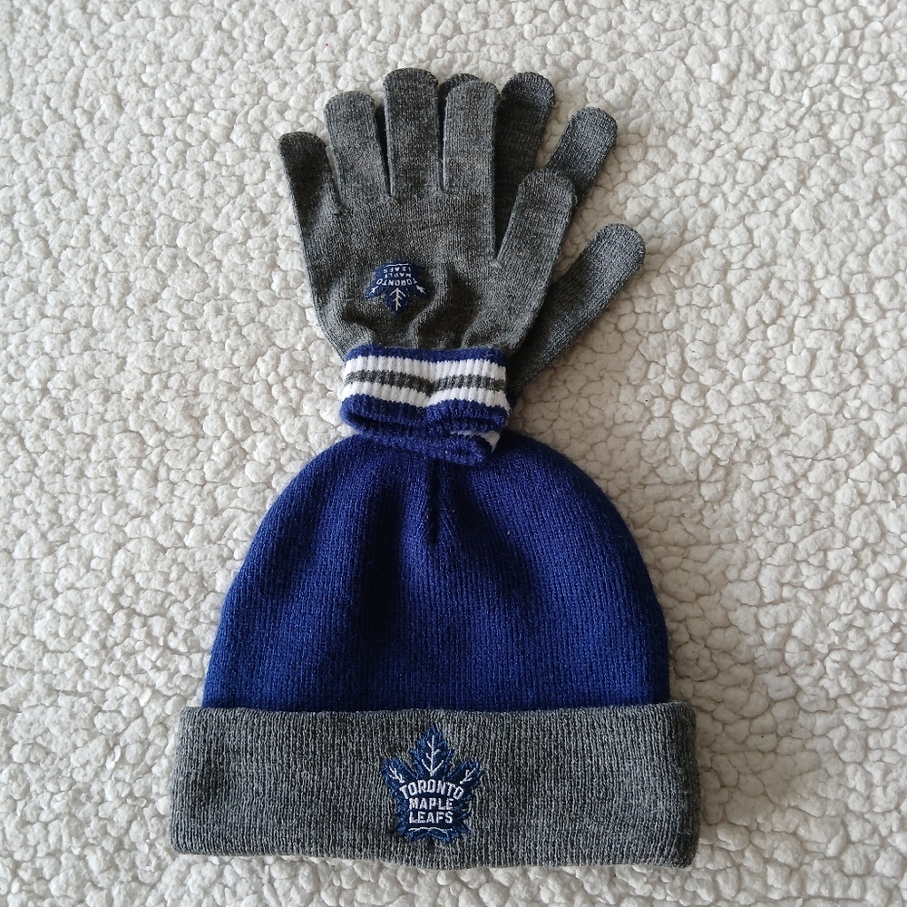 Toronto Maple Leafs NEW Youth Cuffed Winter Knit Hat Toque & Gloves Set